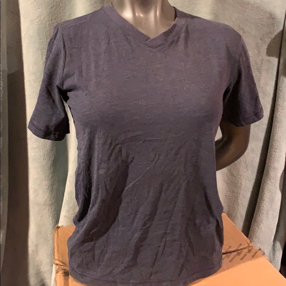 Nike 6.0 t shirt, size medium